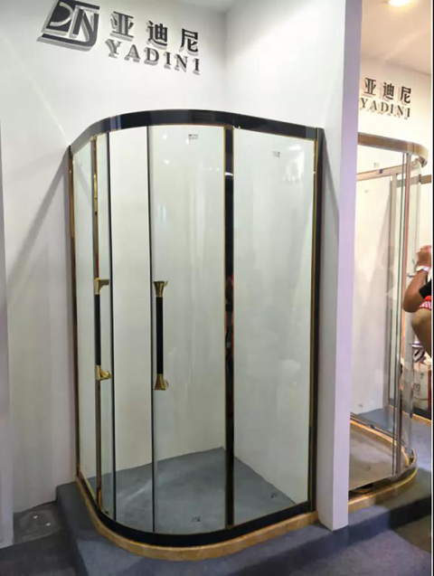 亞迪尼衛(wèi)浴萬(wàn)明： 堅(jiān)持產(chǎn)品實(shí)用性，讓人人用上好淋浴房