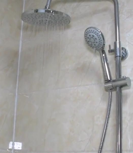 中國品牌電熱水器跟你老生常談，再強調(diào)電熱水器的安全使用
