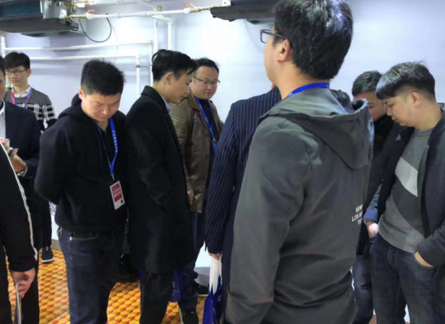 上海熱泵展開展首日，伊蕾科斯空氣能展區人氣爆棚！