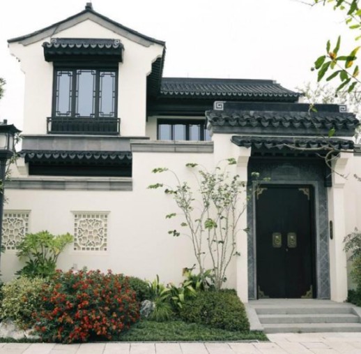 保證生活品質(zhì)，如何選擇自己滿意的復(fù)古鋁合金門窗